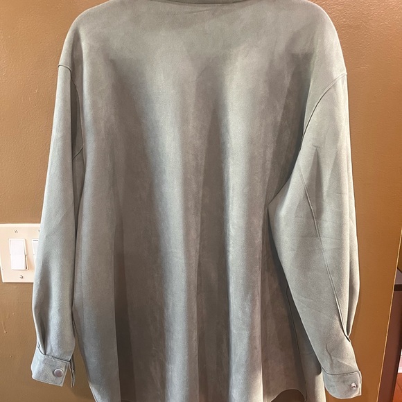 ‎ WynneLayers Stretch Faux Suede Shirt Jacket plus oversize 2XL - Picture 7 of 12